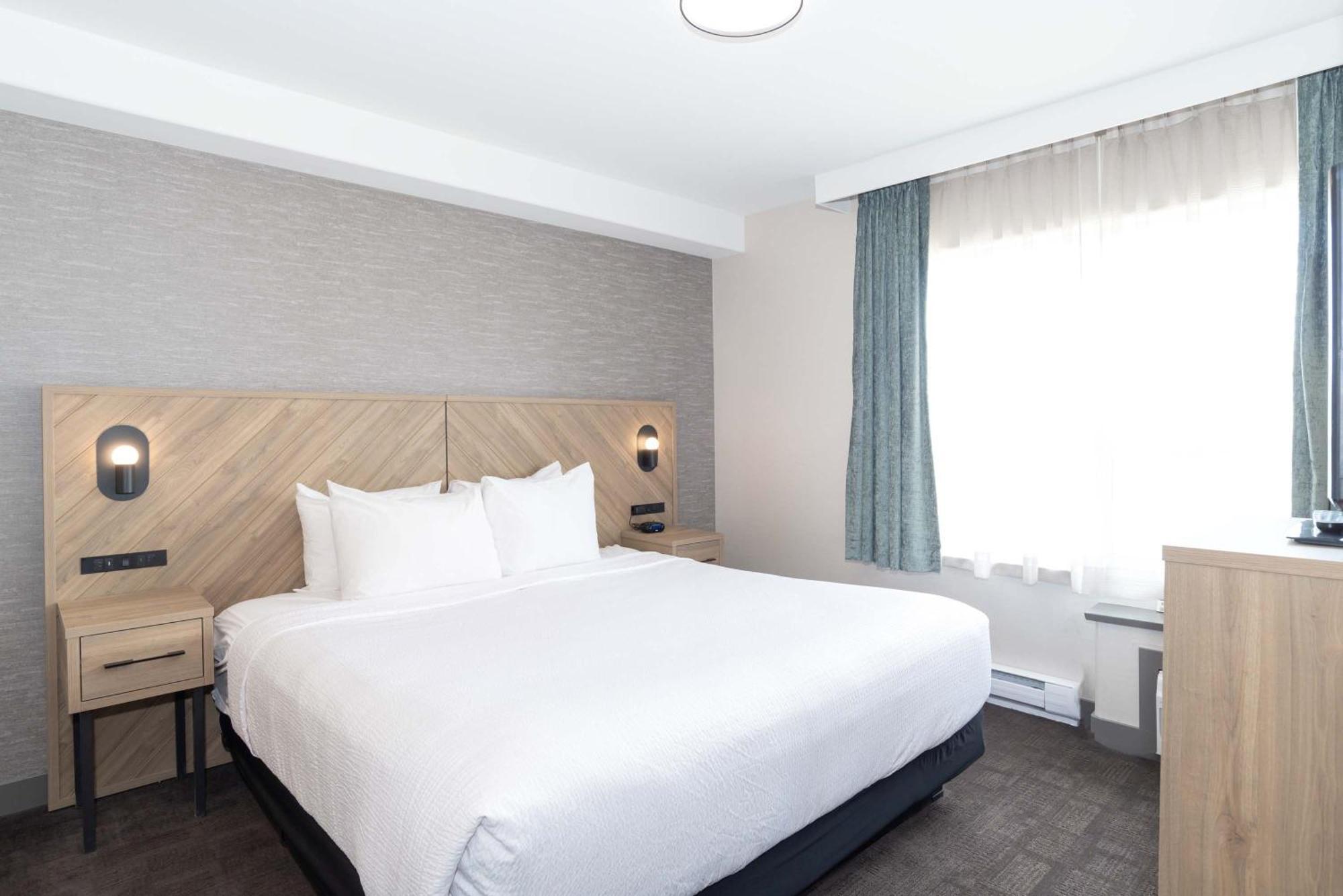 Sandman Hotel Quesnel Eksteriør billede