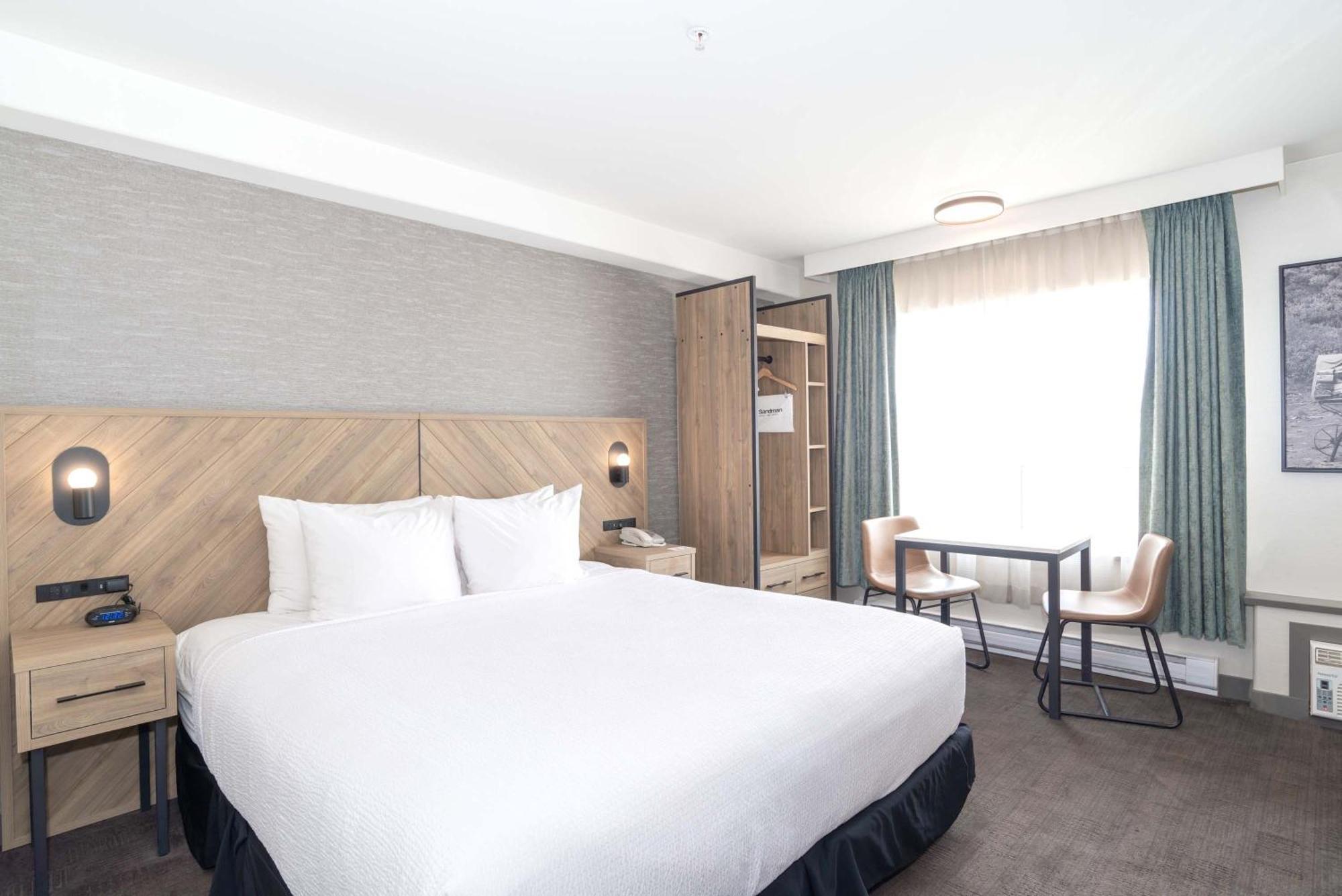 Sandman Hotel Quesnel Eksteriør billede