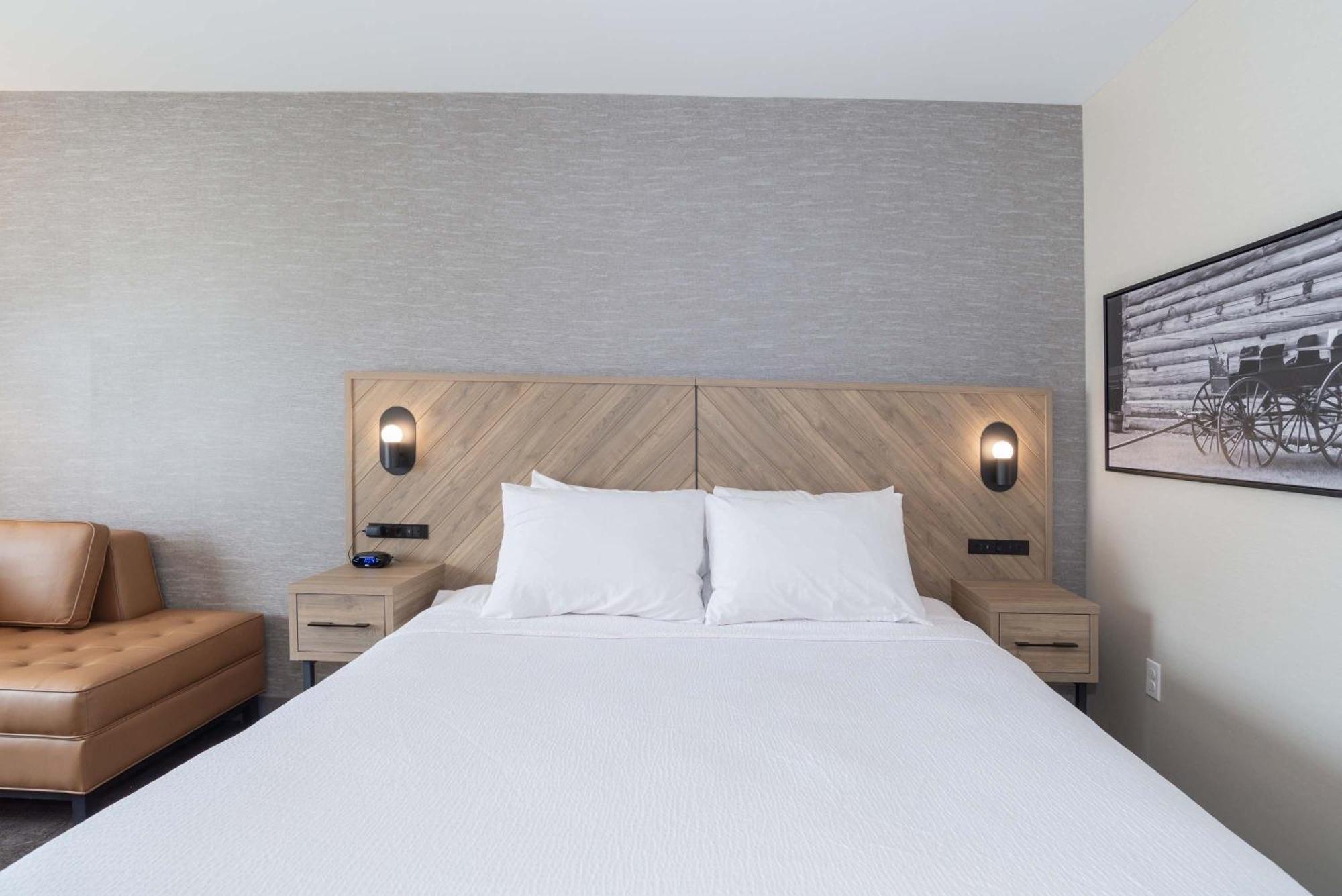Sandman Hotel Quesnel Eksteriør billede