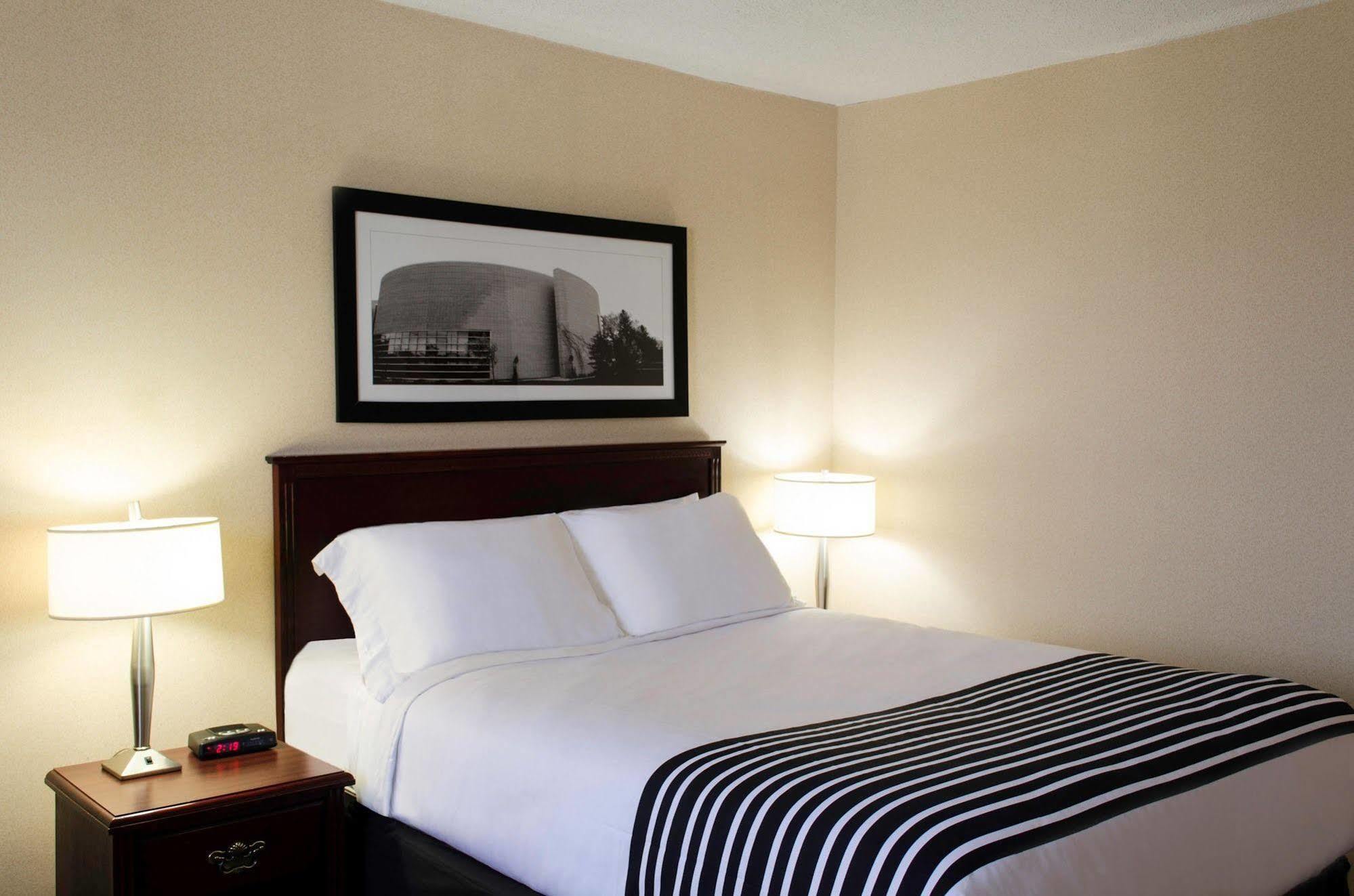 Sandman Hotel Quesnel Eksteriør billede