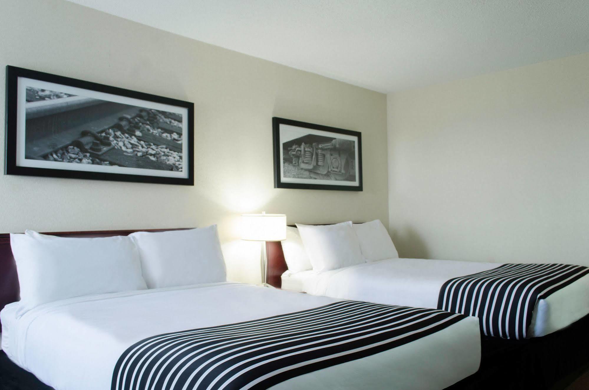 Sandman Hotel Quesnel Eksteriør billede